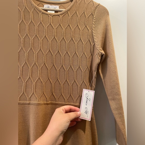 Jessica H. Tan Knit Dress - Picture 3 of 8